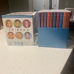 FRIENDS - the Complete Series Collection Box Set - DVD